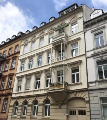 3 ZW Altbau in Wiesbaden-Mitte PROVISONSFREI zu verkaufen