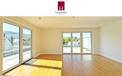 Modernes Penthouse mit großer Dachterrasse und Aufzug