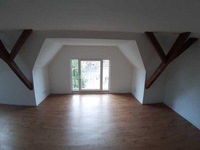 2,5 Dachgeschoß/Maisonette-Wohnung