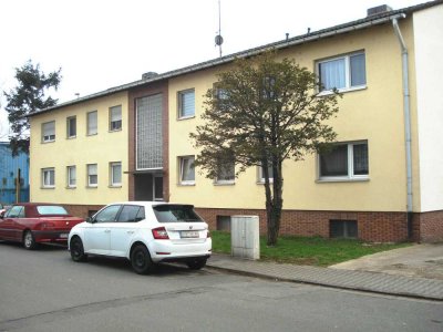 Okriftel - Großzügige 3-ZKBB-Etagenwohnung