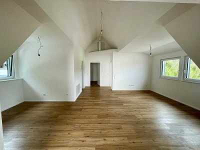 Exklusive 3 Zimmer DG Wohnung mit großer Dachterrasse in Bräunlingen