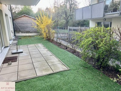 Barrierefreie Gartenwohnung mit zwei Terrassen und zwei Garagenplätzen - Gießhübl Zentrum