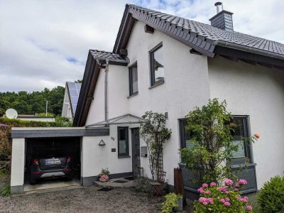 Familienfreundliches Einfamilienhaus , ruhig gelegen, in Niedereimer