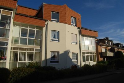 Gepflegte 2-Zimmer-Hochparterre-Wohnung mit Balkon in  Dormagen-Hackhausen