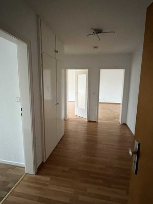 Helle & schöne 2-Zimmer-Wohnung mit Balkon