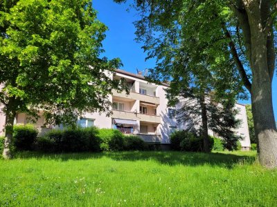 FÜR SELBSTRENOVIERER!!! Attraktive 3- Zimmerwohnung mit Balkon in Alsfeld