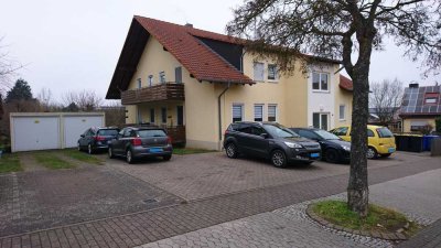 Gepflegte 3-Zimmer Wohnung im DG  in Ober-Flörsheim