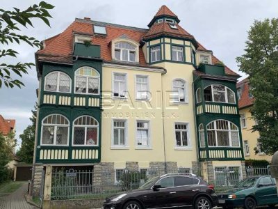 MIT BALKON UND STELLPLATZ - 3 Zimmer Dachgeschoss-Maisonette-Wohnung am Wilden Mann