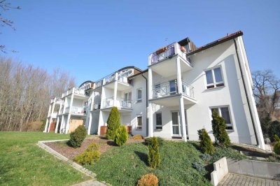 1-Zimmer Wohnung im Grünen mit Balkon und Stellplatz zu vermieten
