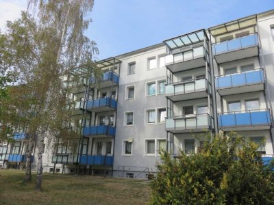 Altersgerechte Wohnung mit Dusche und Balkon! Erstbezug!