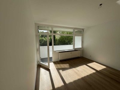 Geschmackvolle 2-Raum-Wohnung mit gehobener Innenausstattung mit Balkon in Mainz