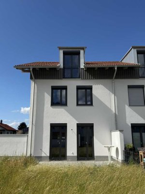 charmante Doppelhaushälfte in Pfronten - Wohnen inmitten der allgäuer Berglandschaft
