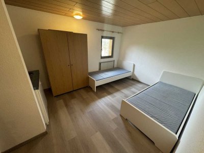möblierte Mehrfamilienhaus mit 15 Wohnungen , Vermietung als Monteurunterkunft