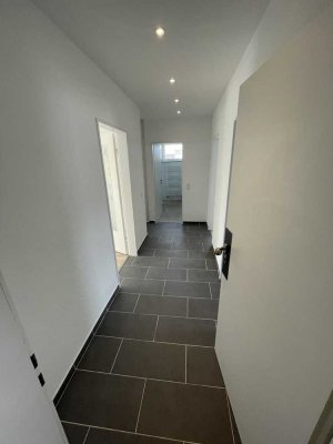 sanierte 3-Zimmer Wohnung mit Balkon in ruhiger Lage