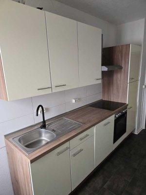 3 Räume * Einbauküche * Balkon * Tageslichtbad * 2 Monate kaltmietfrei