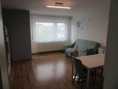 Provisionsfrei* Gepflegte 3-Zimmer-Wohnung mit Balkon - ideal für Paare, kleine Familien oder das Ho