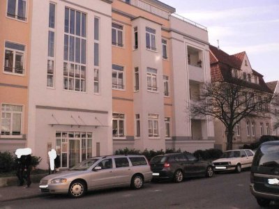 Helle , barrierefreie 3-Zimmer Wohnung mit Loggia und Tiefgaragenstellplatz zentral in Münster
