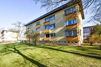 Helle 2,5-Zimmer-Wohnung in Lübeck-Marli mit viel Gestaltungspotenzial und Blick ins Grüne!