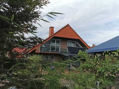 Exklusives Einfamilienhaus mit 6 Zimmern und Garage in Bad Salzuflen