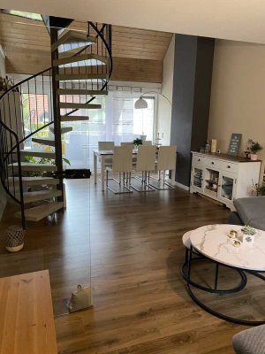 Exklusives Wohnen auf zwei Etagen in bester Gartenstadt-Lage