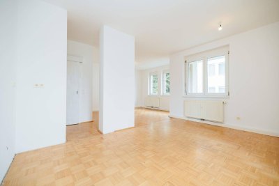 PARKETT I ABSOLUTE RUHELAGE I BADEWANNE I AB SOFORT I LOGGIA I LICHTDURCHFLUTET I PROJEKT WOHNEN I
