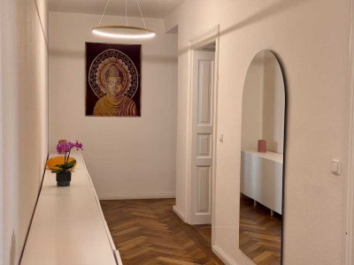 Altbau-Juwel - Gemütliche 3-Zimmer-Wohnung im ruhigen Innenhof mitten im beliebten Franzosen-Viertel