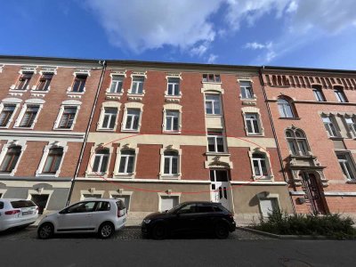 5-Zi-Wohnung, Renovierung geplant. FREIE BESICHTIGUNG DONNERSTAG 08.05.25 16.00h - 18.00h