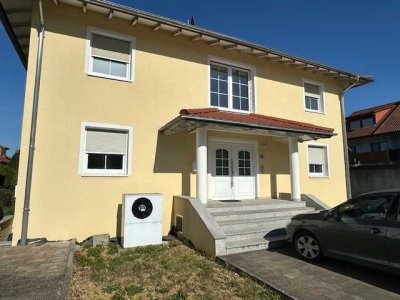 Moderne Stadtvilla mit exklusiver Ausstattung und großzügigem Wohnkonzept in Mühlhausen-Rettigheim
