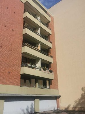 Exklusive, gepflegte 1-Zimmer-Wohnung mit Balkon in Berlin