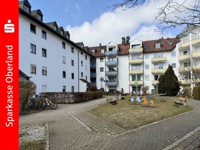 Großzügige 3 Zimmer Dachgeschosswohnung mit Balkon