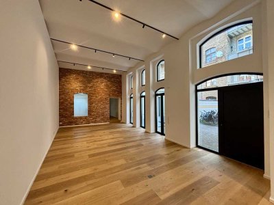 TRAUM LOFT mitten in Nippes - sehr wertige Luxus-Ausstattung - Luxus EBK - 5m Deckenhöhe