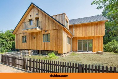 Vier-Zimmer Maisonette in charmantem Haus mit Terrasse & Garten