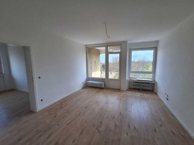 2 Zimmer Wohnung mit Balkon frisch renoviert