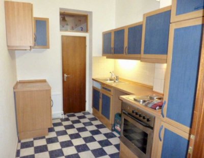 Gemütliche 2-Zimmer-Wohnung im Herzen der Stadt, ideal gelegen.