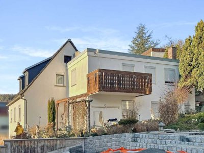 Zwei auf einen Streich  - ein Haus mit Anbau = 2 Wohnungen in Würzburg-Unterdürrbach