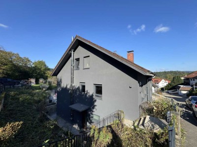 Wohnen mit Weitblick – Traumhaus in Hanglage von Neckargemünd-Mückenloch