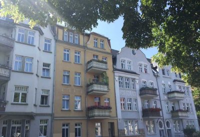 Zentrumsnahe 2-Raum-Wohnung im beliebten Damenviertel