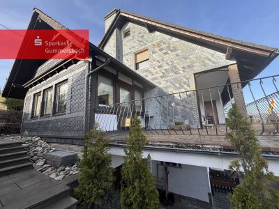 Großzügiges Einfamilienhaus mit Einliegerwohnung und traumhaftem Blick auf die Aggertalsperre!