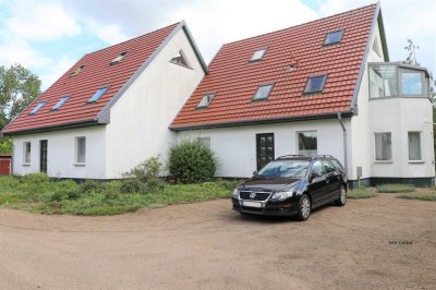 2 Häuser - ein Preis  VHB- mit großem Garten in der Mecklenburgischen Seenplatte