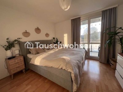 Tauschwohnung: Helle Stadtwohnung in zentraler Lage mit Parkplatz