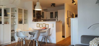 Helle Wohnung mit Balkon und voller Ausstattung (möblieret)