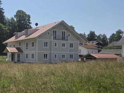 NEUBAU-Hochwertige 3-Zimmerwohnung (1. OG) in Bad Heilbrunn