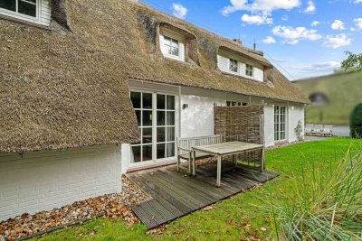 Rustikal trifft Moderne | Charmante Reetdachwohnung im Herzen von Sankt Peter | Vermietungslizenz