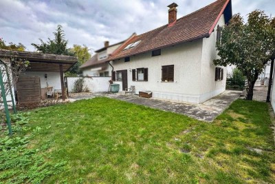 Sanierungsobjekt mit Garten und Garage in aufstrebender Lage