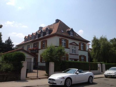 Stilvolle 2,5  Zi.-DG-Whg. in Worms-Westend