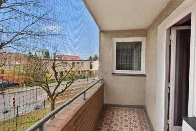 VERMIETETE Wohnung mit zwei Balkonen + PKW-Stellplatz in Buckow