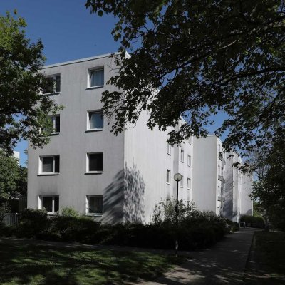 Großzügige 3-Zimmer-Wohnung in grüner Umgebung // 1.OG links
