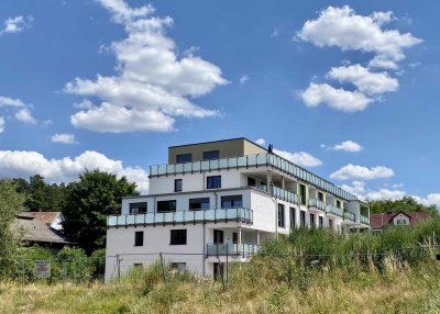 Sehr exklusive Eigentumswohnung - tollem Balkon - Aufzug im Haus