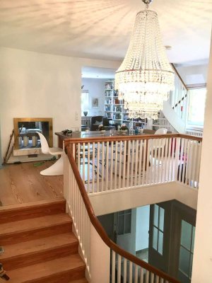 Großzügige 4-Zimmer Wohnung mit großer Dachterrasse