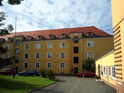 1-Raum-Wohnung im sanierten Altbau mit Dusche